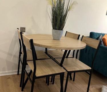 Covent Garden Apartment | Apartment facing Covent Garden station