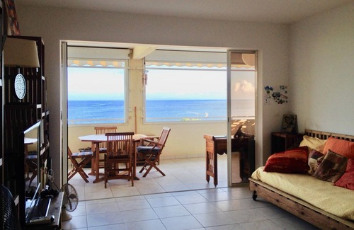 Quartier Desert Apartment | apartment, feet in the water, superb sea view