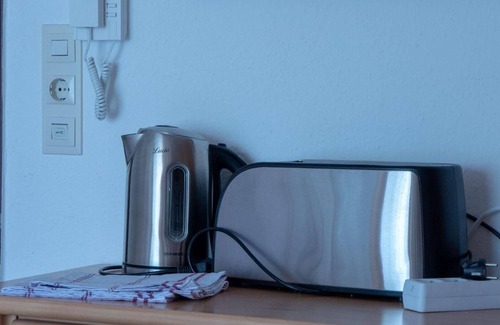 Aschach Apartment | Apartment 'Ferienwohnungen Lindau - Toni' with Balcony and Wi-Fi