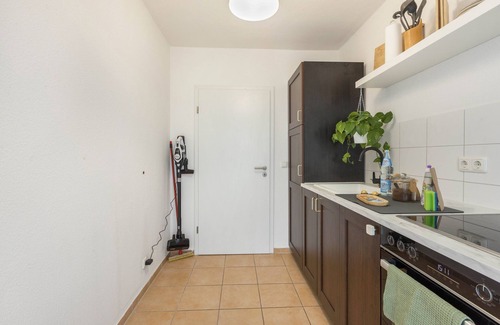 Dessau Apartment | Apartment 'Ferienwohnung Anton' with Shared Garden, Balcony and Wi-Fi