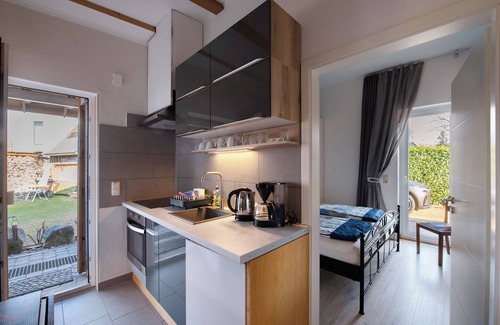 Mechelsdorf Apartment | Apartment 'Ferienwohnung 'an Der Ostsee' with Private Terrace, Private Garden and Wi-Fi