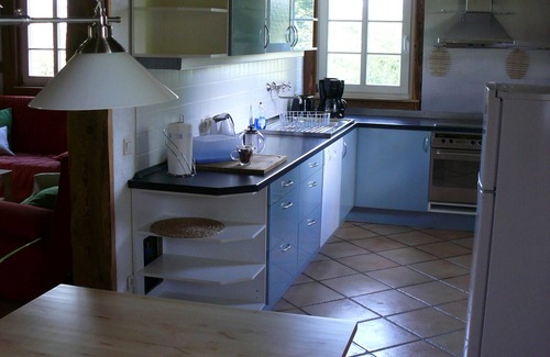 Salem Apartment | Apartment 'Ferienwohnung Bretterschlupf' with Shared Garden, Balcony and Wi-Fi