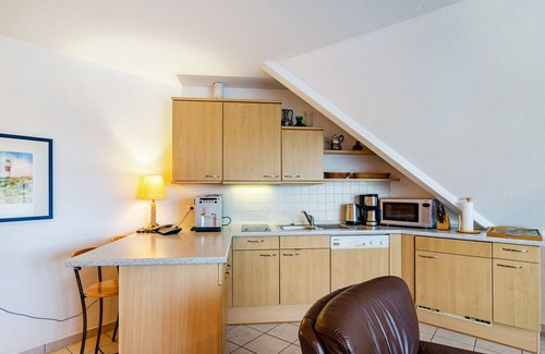 Borkum Apartment | Apartment 'Ferienwohnung Inselheide' with Private Garden, Balcony and Wi-Fi