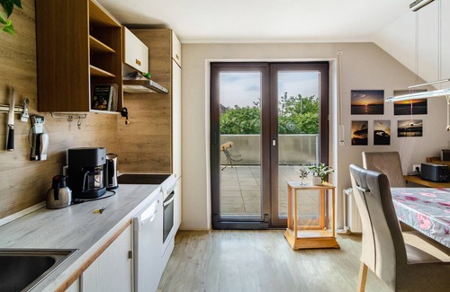 Surwold Apartment | Apartment 'Ferienwohnung Bodenstein' with Private Terrace and Wi-Fi