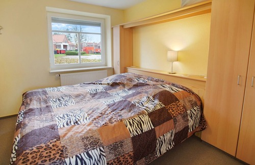 Nesse Apartment | Apartment "Fewo Nordbusch - Nesse" with Terrace & Wi-Fi