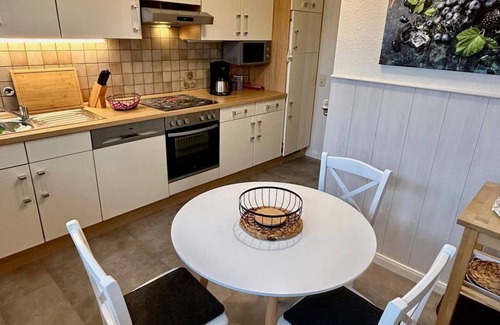 Bad Pyrmont Apartment | Apartment/flat, shower or bath, WC, apartment. 75 - Holiday apartments An der Hufeland