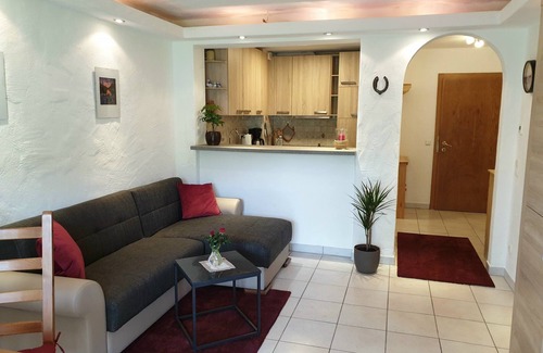Bischofswiesen Apartment | Apartment for 1-2 persons, approx. 50 m², living room, kitchen, bedroom, shower/WC, terrace