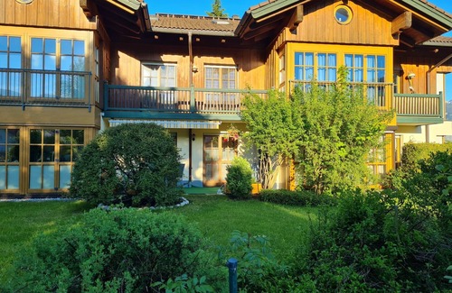 Bischofswiesen Apartment | Apartment for 1-2 persons, approx. 50 m², living room, kitchen, bedroom, shower/WC, terrace