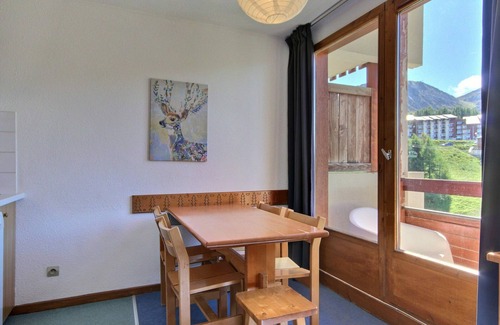 Plagne Soleil Apartment | Apartment for 4/5 people, ski-in ski-out, with balcony