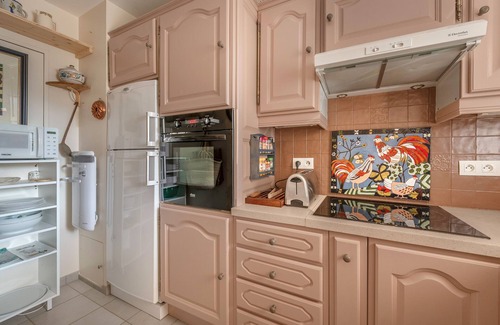 Le Pouliguen Apartment | Apartment for 4 in Le Pouliguen, with balcony