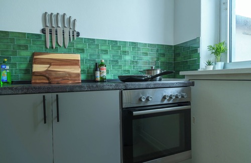 Vorderer Westen Apartment | Apartment for 4 | Kassel near train station & city center