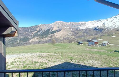 Albiez-le-Vieux Apartment | Apartment for 6 people in Albiez with balcony