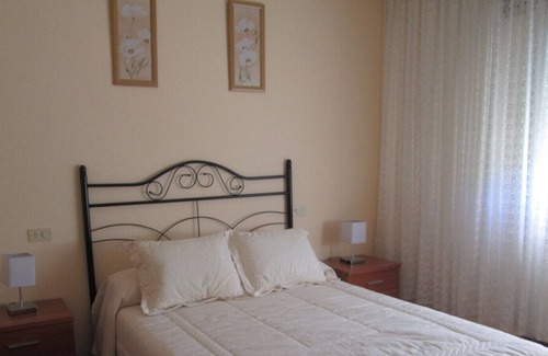 Bueu Apartment | Apartment for 7 people with sea views at 300m. of the beach