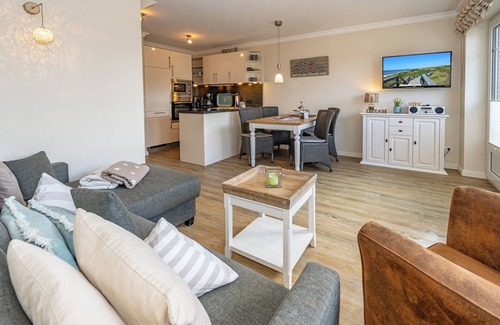 Westerland Apartment | Apartment for max. 4 persons with terrace - only 400m to the beach!