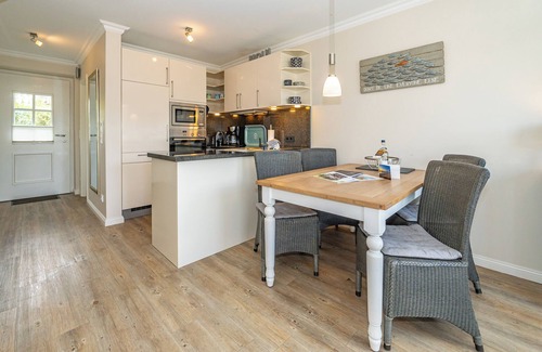 Westerland Apartment | Apartment for max. 4 persons with terrace - only 400m to the beach!