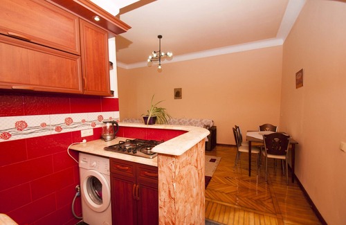 Old Boulevard Apartment | Apartment for rent near the sea