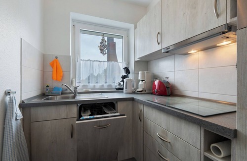 Laboe Apartment | Apartment 'Förde-Traumblick 2' with Sea View, Balcony and Wi-Fi