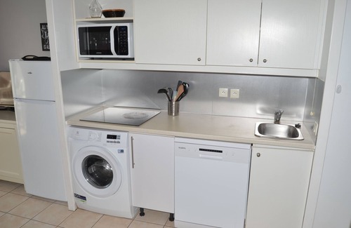 Chateau-d'Olonne Apartment | Apartment-Apartment-Ensuite-Garden view-D013