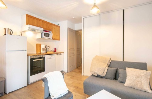 Saint-Sorlin-d'Arves Apartment | Apartment in Saint-Sorlin-d'Arves