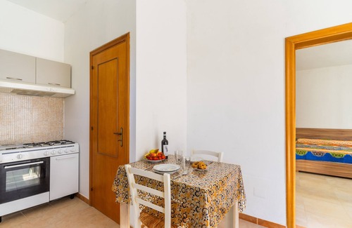 Santa Caterina Apartment | Apartment 'Franky House' with Private Terrace and Air Conditioning