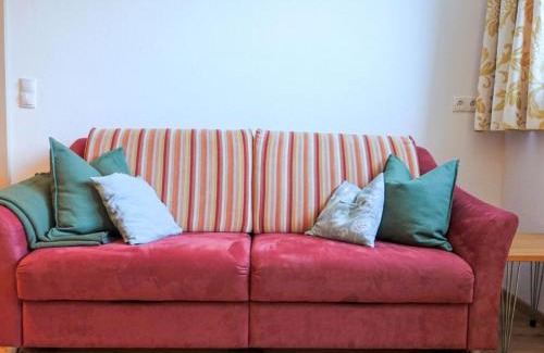 Schnann Apartment | Apartment Freiheit-La by Interhome