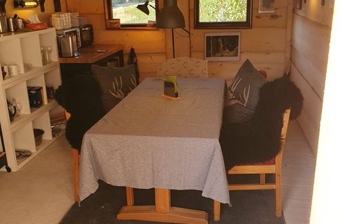 Rinken Apartment | Apartment 'Fuchs' with Mountain View and Wi-Fi
