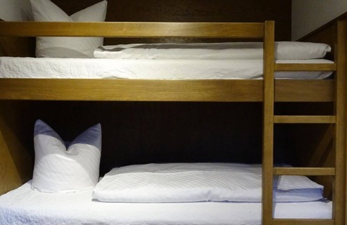 Damuels Bed & Breakfast | Apartment Furka - Pension Edelweiss Bischof KG