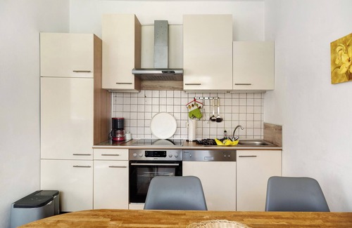 Sehestedt Apartment | Apartment 'Galerie Haus Wohnung 4' with Shared Pool, Private Terrace and Wi-Fi