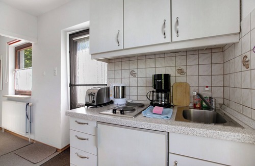 Stinteck Apartment | Apartment 'Gartenwohnung' with Shared Garden and Wi-Fi