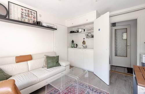 Zandvoort Apartment | Apartment Garden & Bed with cheap parking possibility