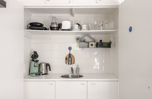Zandvoort Apartment | Apartment Garden & Bed with cheap parking possibility