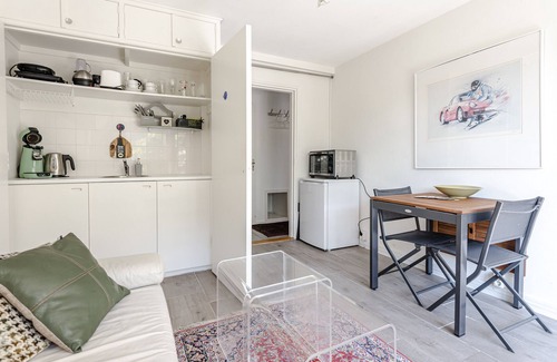 Zandvoort Apartment | Apartment Garden & Bed with cheap parking possibility