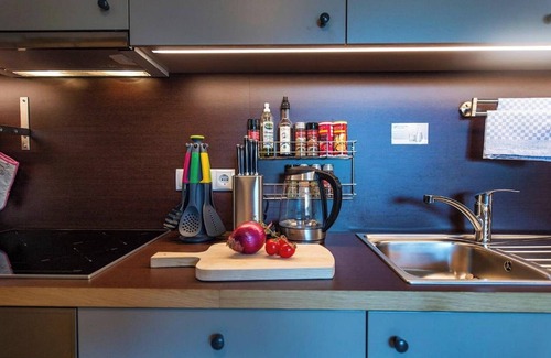 Albions Apartment | Apartment "Gass B" with Mountain View, Private Terrace & Wi-Fi