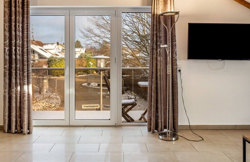 Ohningen Apartment | Apartment 'Gertrud' with Lake View, Balcony and Wi-Fi