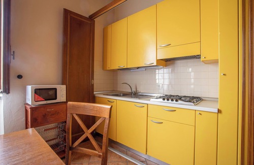 Riotorto Apartment | Apartment "Giannutri" with Sea View, Wi-Fi, Pool & A/C