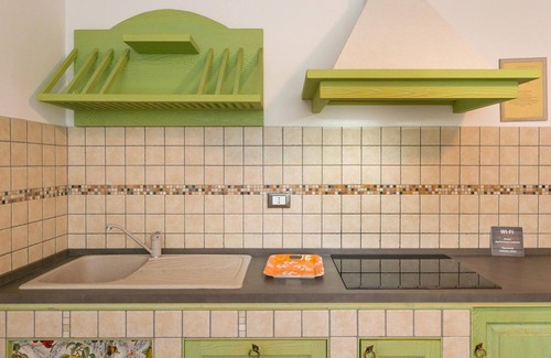 Piombino Apartment | Apartment 'Ginepro' with Shared Pool, Wi-Fi and Air Conditioning