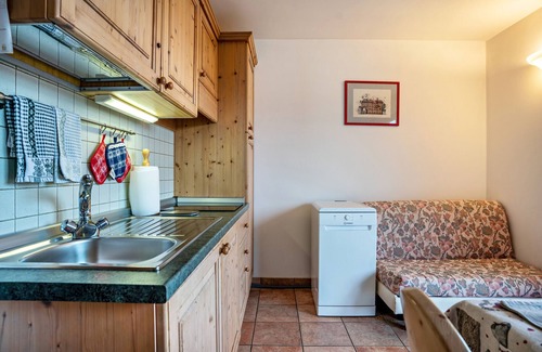 Gionghi-Cappella Apartment | Apartment 'Giongo Residence Aparthotel 103' with Mountain View, Shared Terrace and Wi-Fi