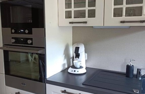 Steige Apartment | Apartment 'Gite Béthanie - 4 Pers' with Private Wooden Terrace and Wi-Fi