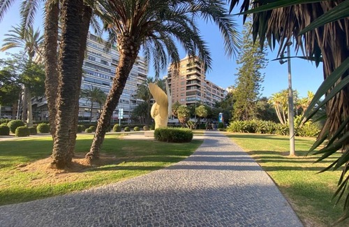 Ensanche Diputacion Apartment | Apartment 'Golden Loft' with Wi-Fi and Air Conditioning