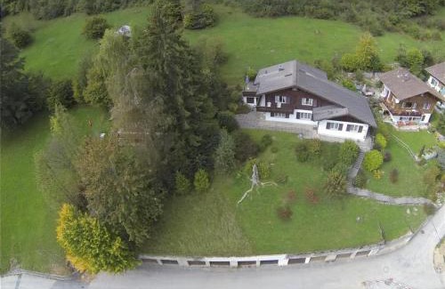 Zweisimmen Apartment | Apartment Goldrose by Interhome