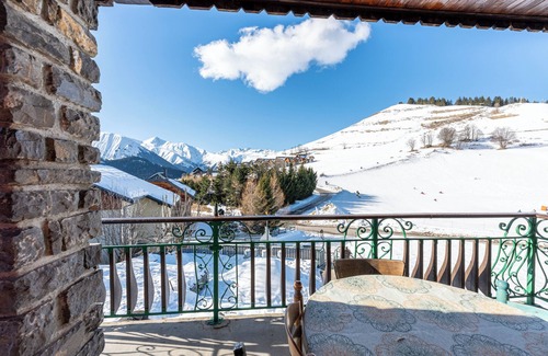 Albiez-le-Vieux Apartment | Apartment 'Grand Balcon' with Mountain View and Balcony