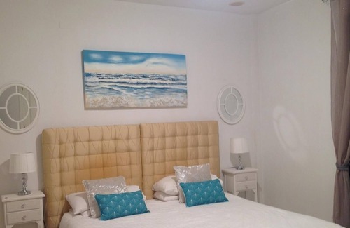 Guadalmina Apartment | Apartment 'Guadalcantara Golf' with Terrace, Shared Pool & Wi-Fi