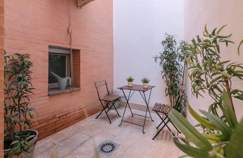 San Vicente Apartment | Apartment 'Guadalquivir' with Wi-Fi and Air Conditioning