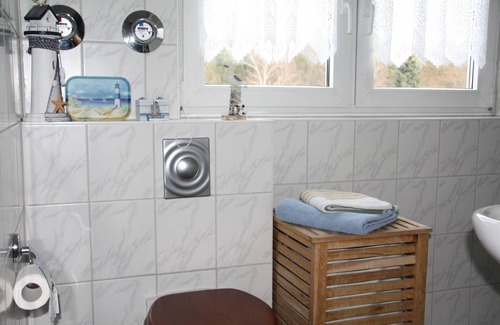 Gruenau Apartment | Apartment 'Haus Cürsgen - Ferienwohnung Jana' with Wi-Fi