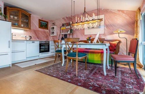 Muellheim Apartment | Apartment 'Haus der Malerin Wolke Zwei' with Mountain View, Shared Terrace and Wi-Fi