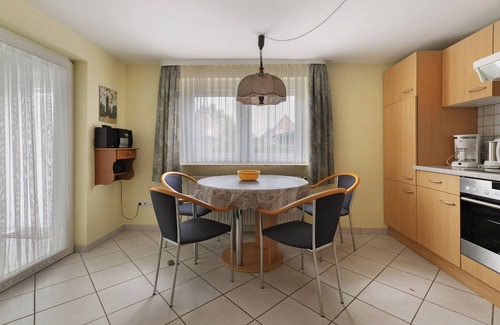 Wesselburen Apartment | Apartment 'Haus Gartenidylle' with Private Terrace, Private Garden and Wi-Fi