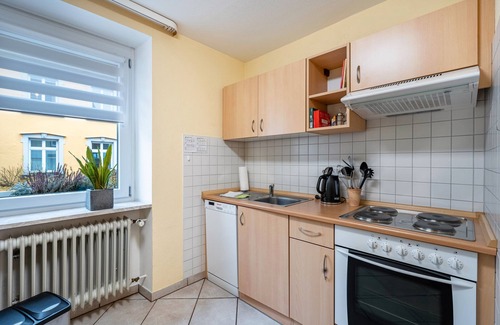 Sankt Maergen Apartment | Apartment 'Haus Loks' with Mountain View, Shared Terrace and Wi-Fi