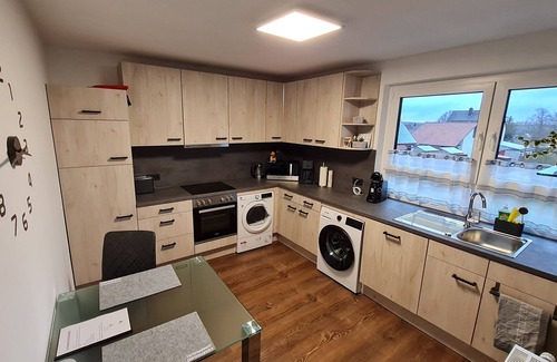 Calden Apartment | Apartment 'Helfensteinblick' with Mountain View, Balcony and Wi-Fi