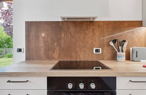 Fie allo Sciliar Apartment | Apartment 'Henry Martin' with Mountain View, Shared Terrace and Wi-Fi