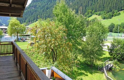 See Apartment | Apartment Hirsch by Interhome